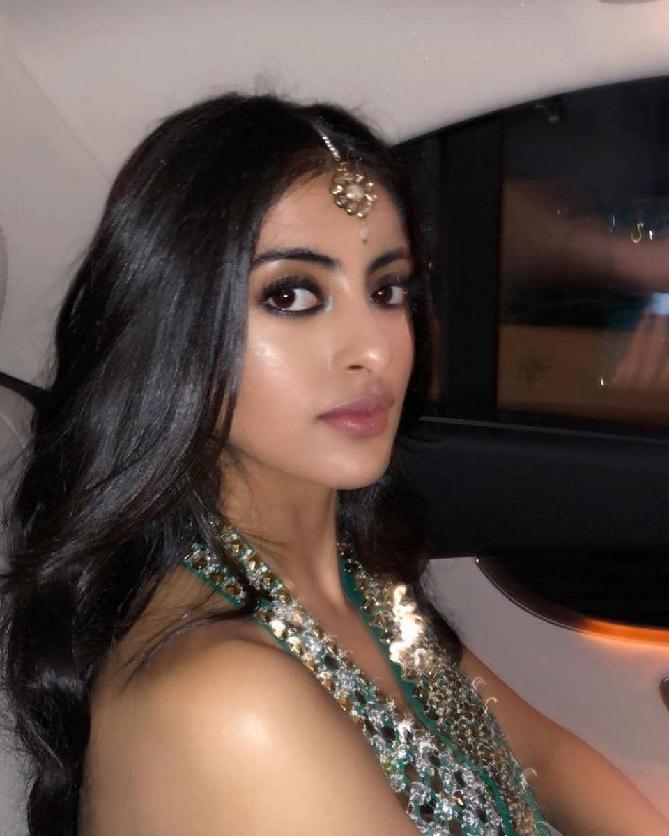 instagram.com/shwetabachchan