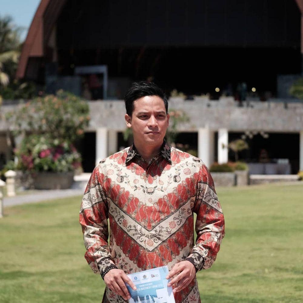 Instagram.com/tomtjok