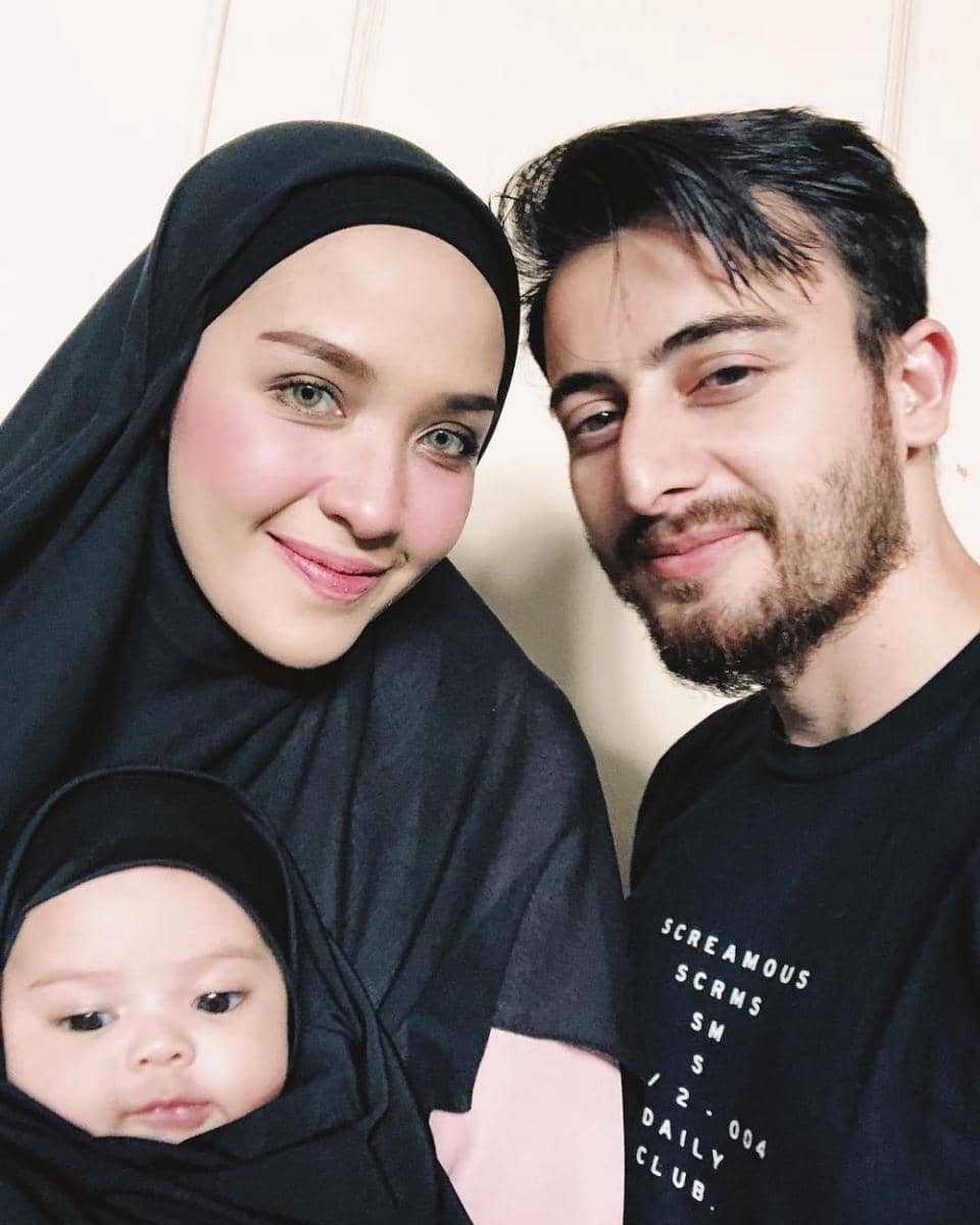 instagram.com/shireenamirahafa