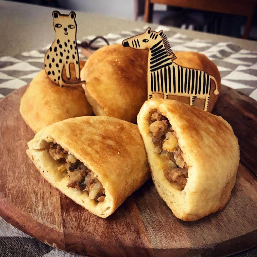 Instagram/  aayyllaa___kao