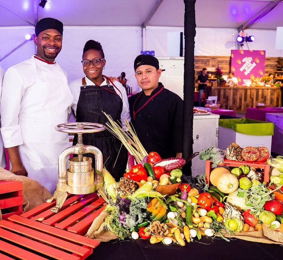 instagram.com/blackbarnrestaurant