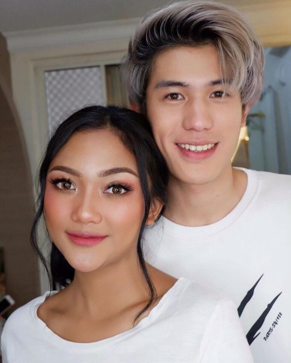 instagram.com/makeupbyharis