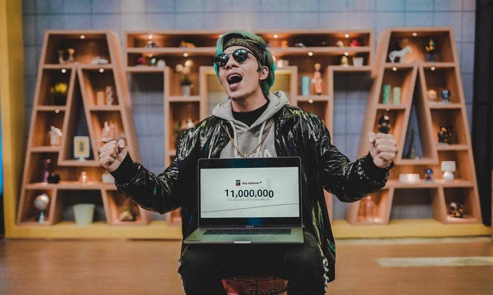 instagram.com/attahalilintar