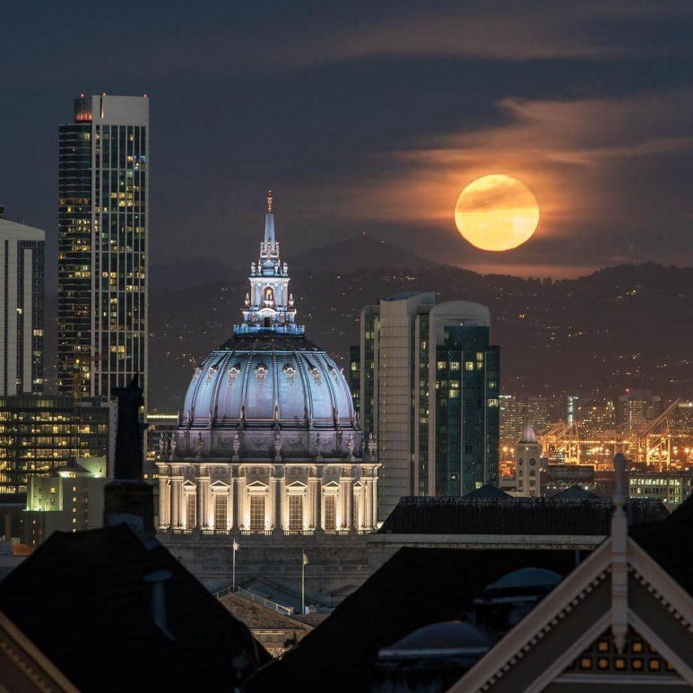 instagram.com/digitalpicturecompany