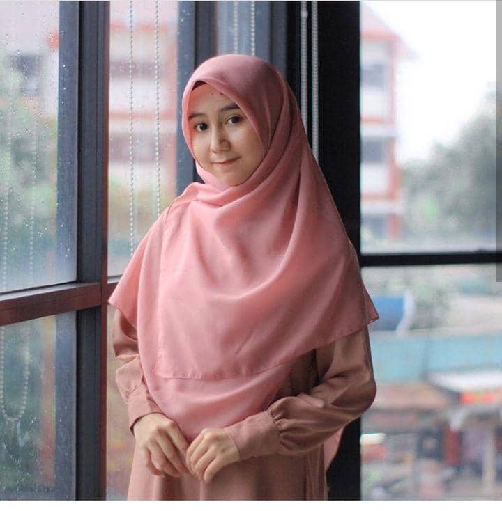 Instagram.com/ameliiazhr