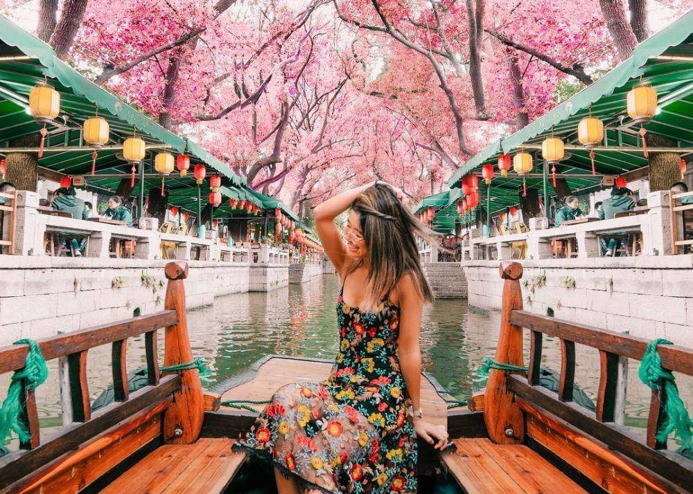 instagram.com/molllified