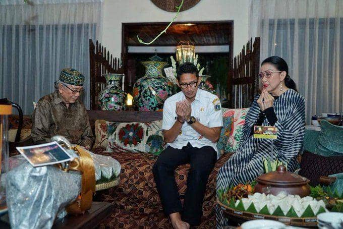 twitter.com/sandiuno