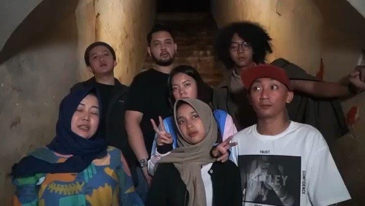 instagram.com/tim_jurnalrisa/