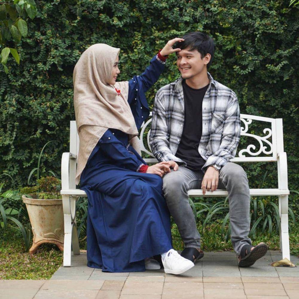 instagram.com/ananditodwis
