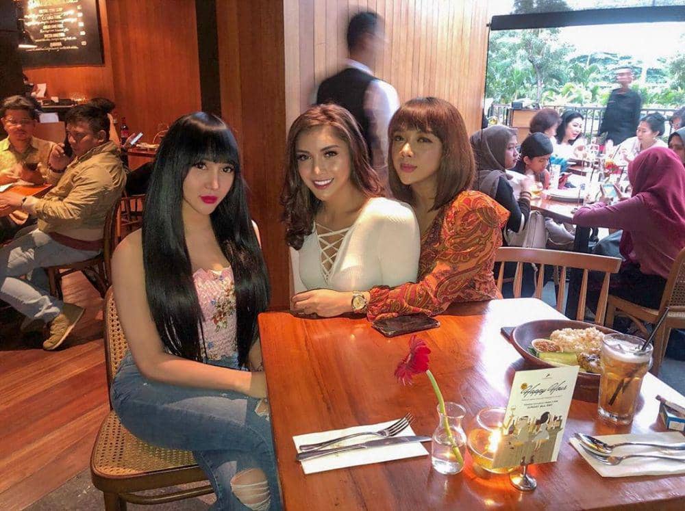 instagram.com/lucintaluna