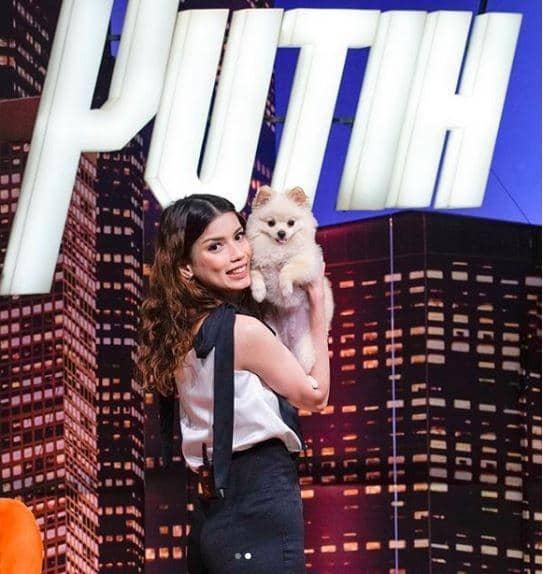 instagram.com/sabrinachairunnisa_/