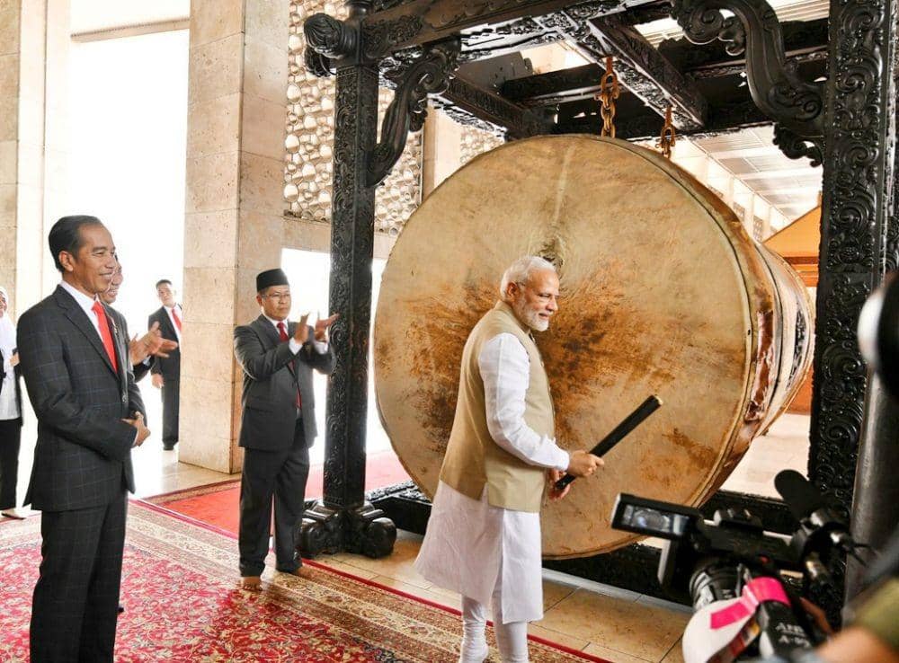 twitter.com/MEAIndia