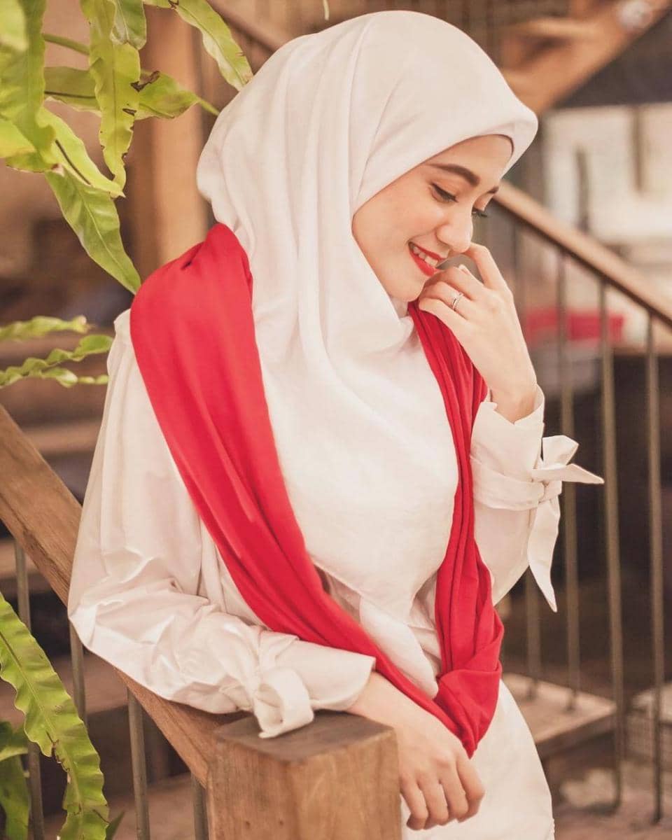 instagram.com/sindyhv