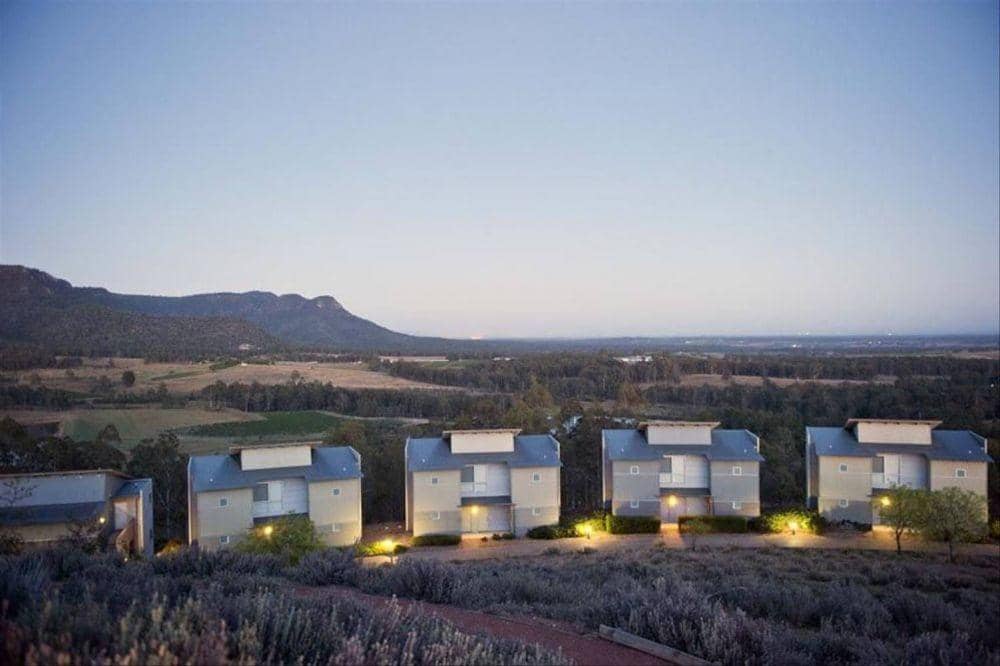 healthandfitnestravel.com