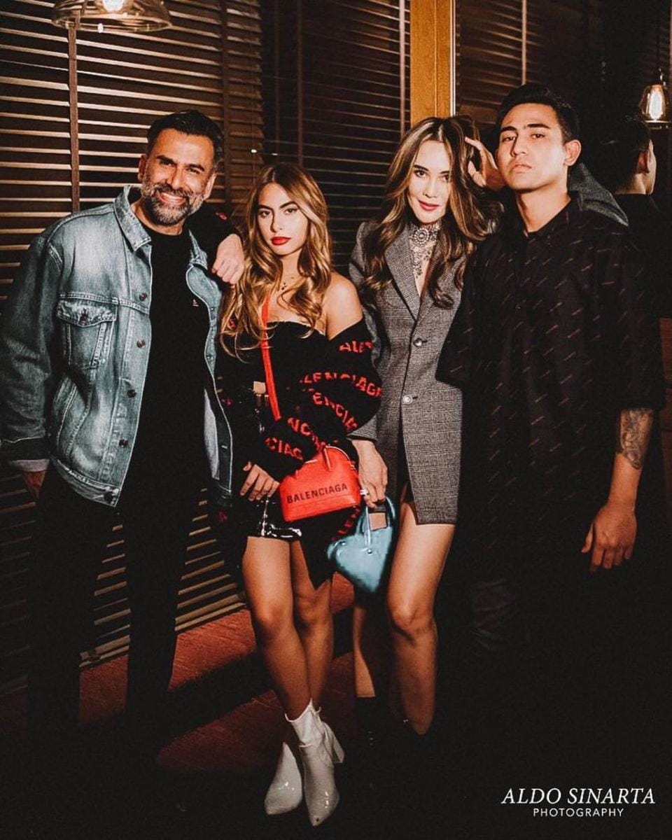 instagram.com/valerieethomas