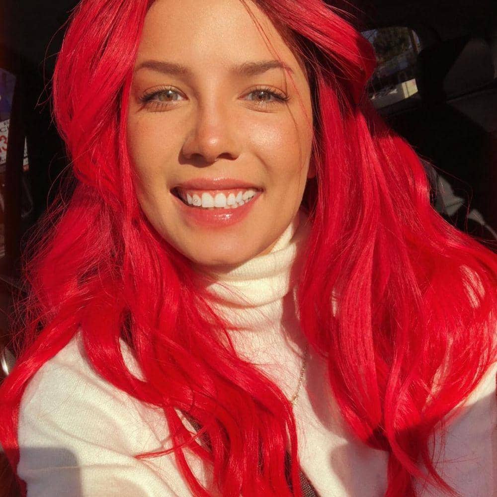 instagram.com/@iamhalsey