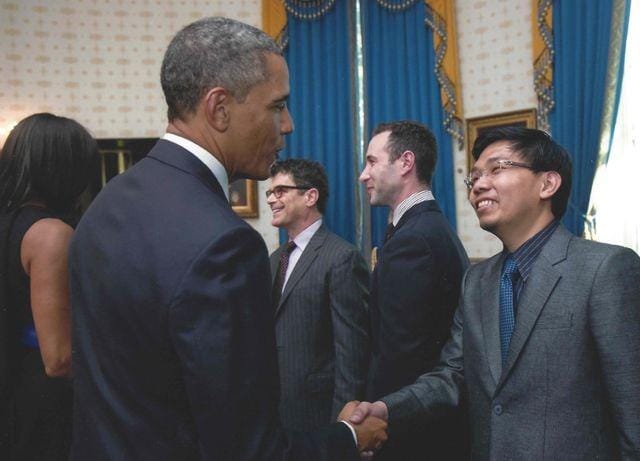 (Johannes Marliem ketika bersalaman dengan Presiden Barack Obama) situs pribadi Johannes Marliem