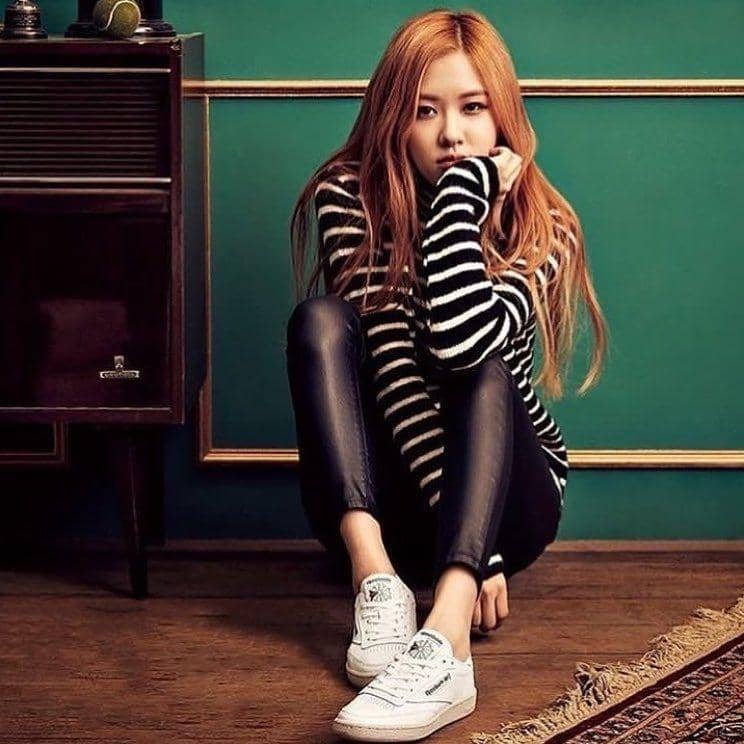 Instagram.com/rose.blackpink.yg