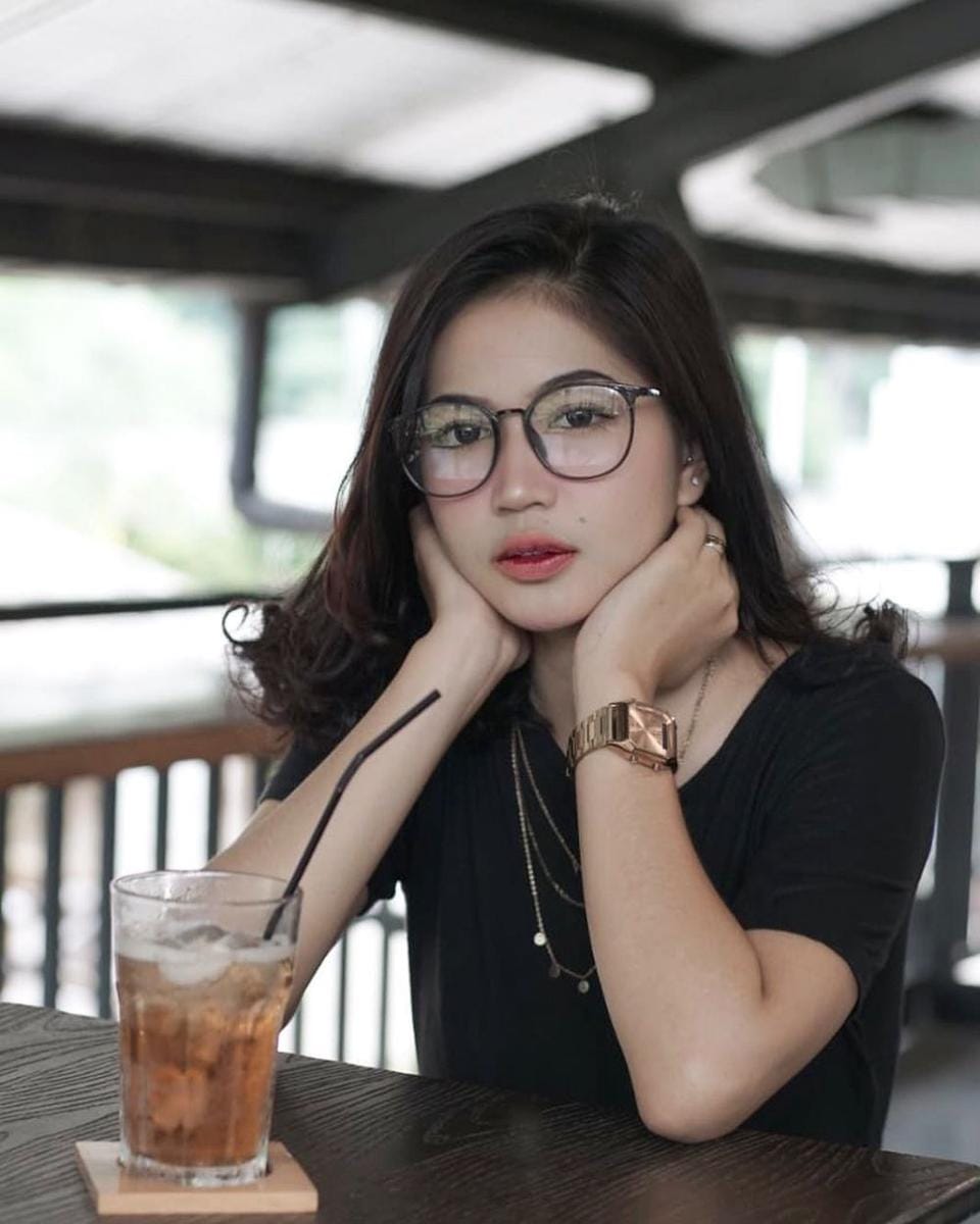 instagram.com/eriskanakesya