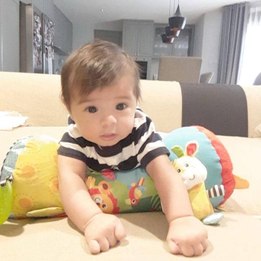 Instagram.com/carissa_puteri