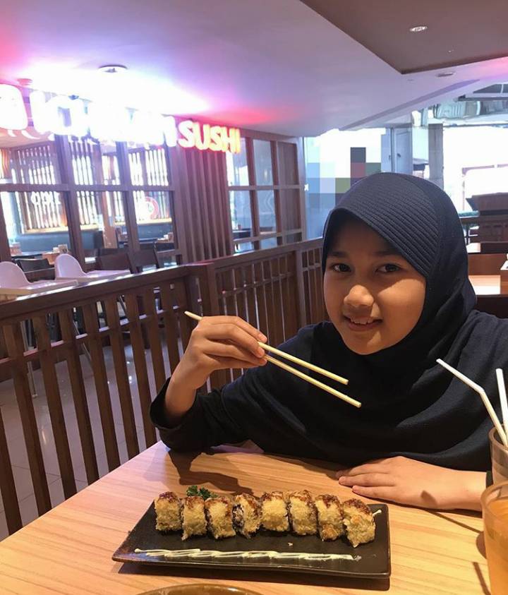 instagram.com/astridgayatri