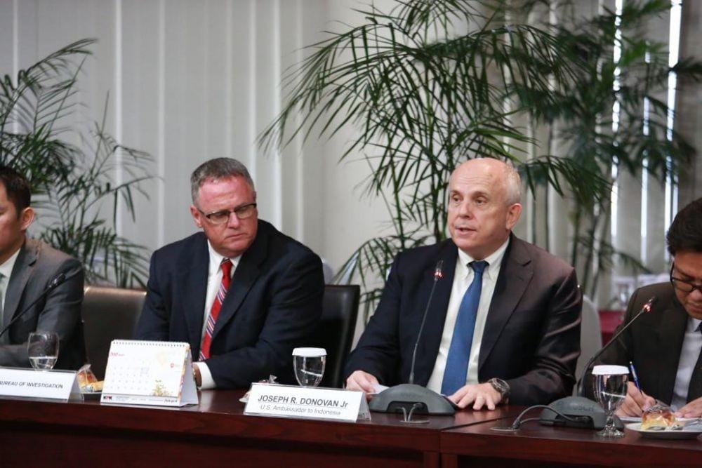 (Duta Besar AS untuk Indonesia Joseph R. Donnovan ketika berkunjung ke KPK) Biro Humas KPK