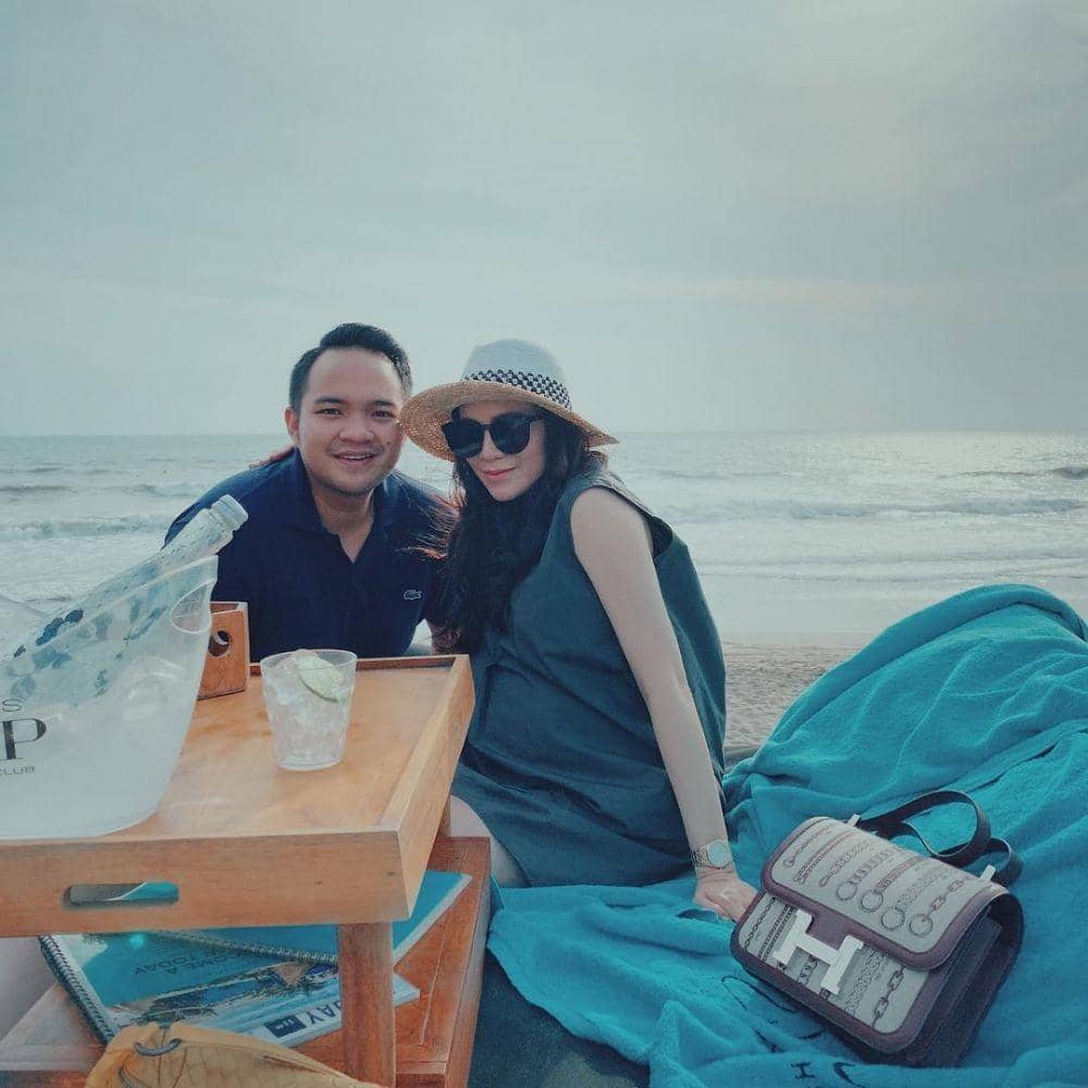 instagram.com/therealmomogeisha