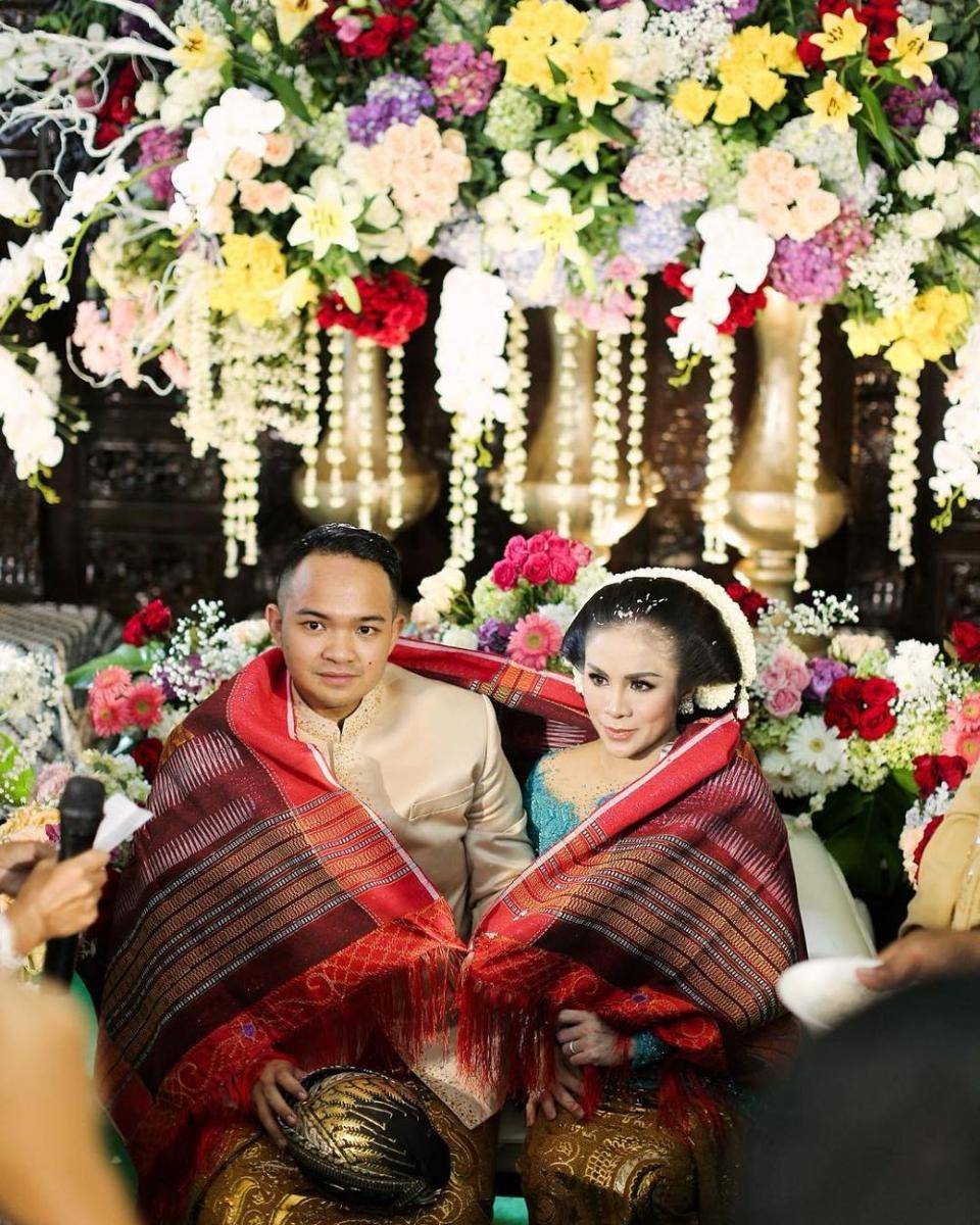instagram.com/therealmomogeisha