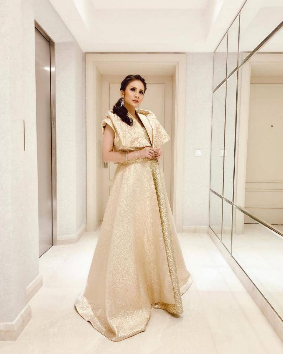 instagram.com/therealmomogeisha