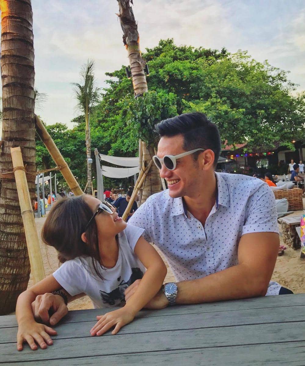 instagram.com/andrew.white._