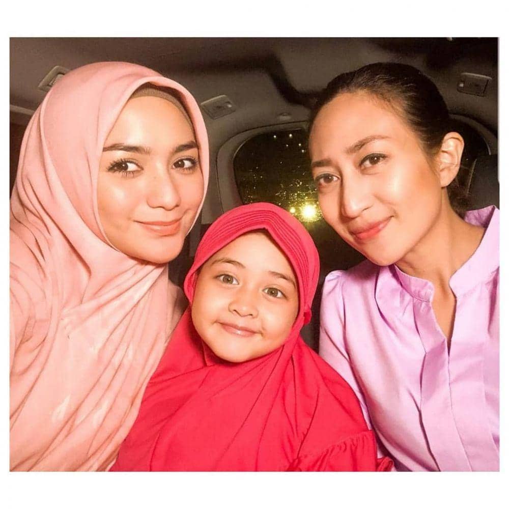 instagram.com/akuhelmalia