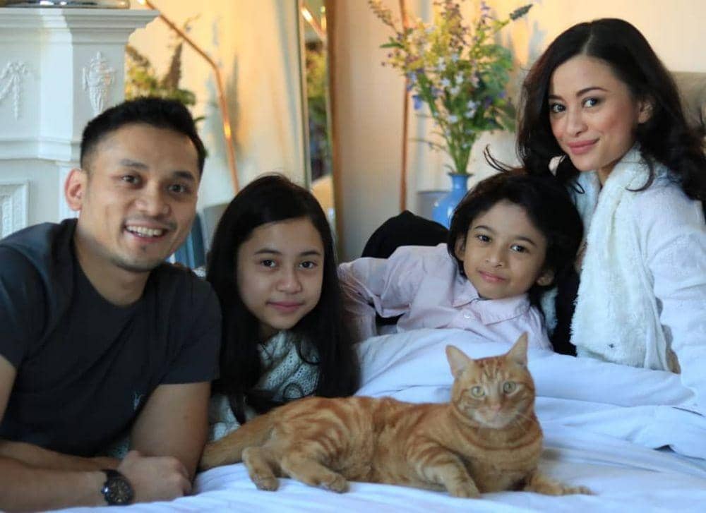 Instagram.com/angie_virgin/