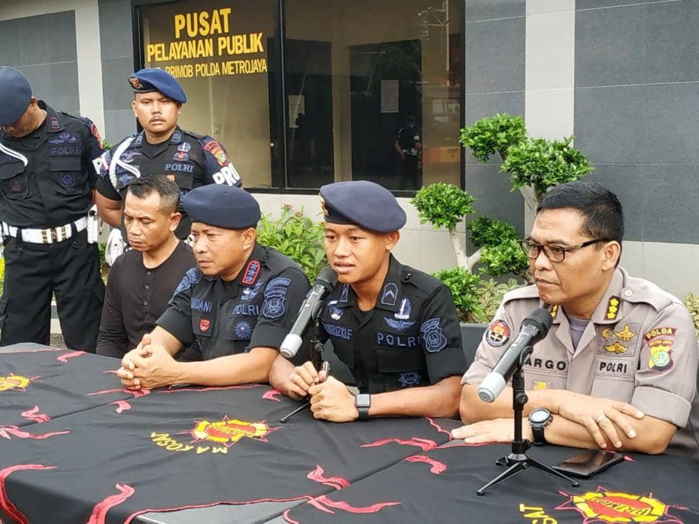 Sani Rizki (Tengah) Pemain Timnas U-22 dan anggota Polda Metro Jaya (IDN Times/Axel Jo Harianja)