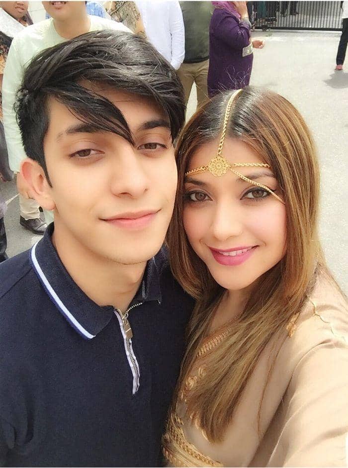 instagram.com/sazarita