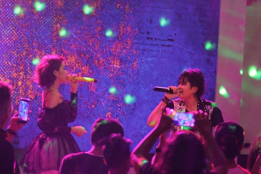 instagram.com/darathevirgin