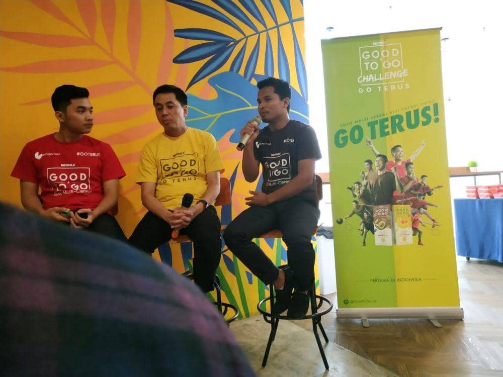 Founder Badmintalk Riki Madi Putra (Kanan) (IDN Times/Axel Jo Harianja)