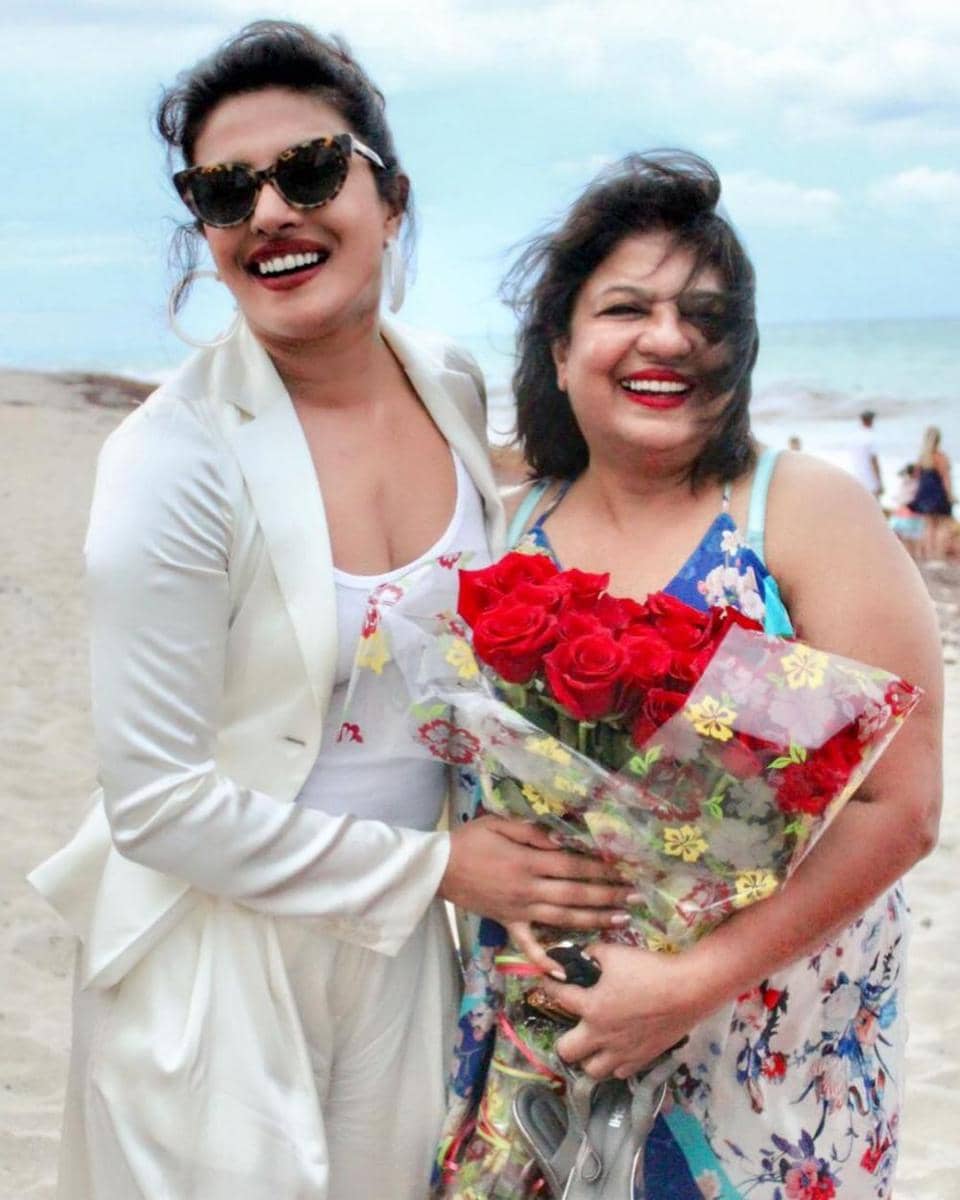 instagram.com/priyankachopra