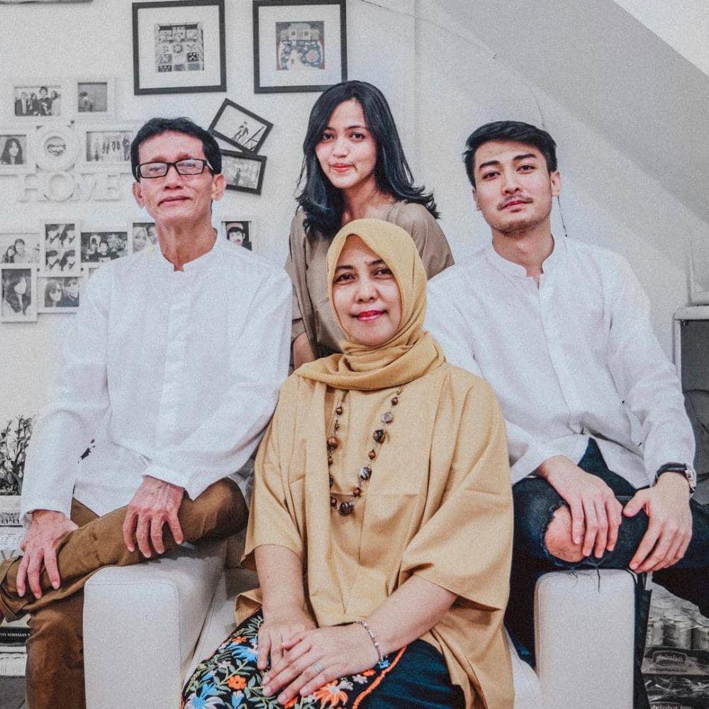 Instagram.com/LuthfiAulia