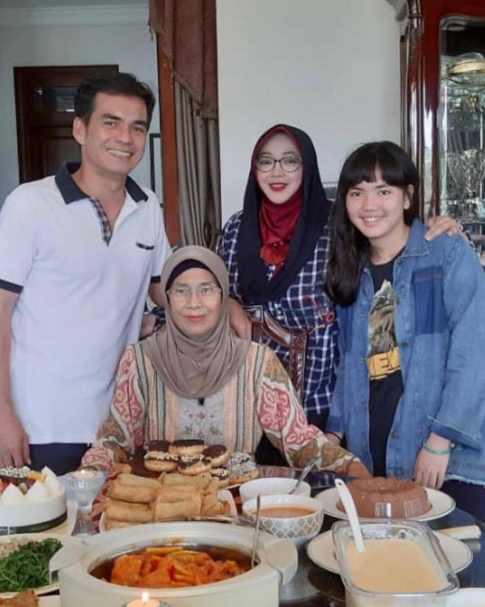 instagram.com/rinagunawan28