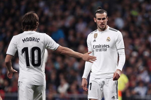 twitter.com/standardsport