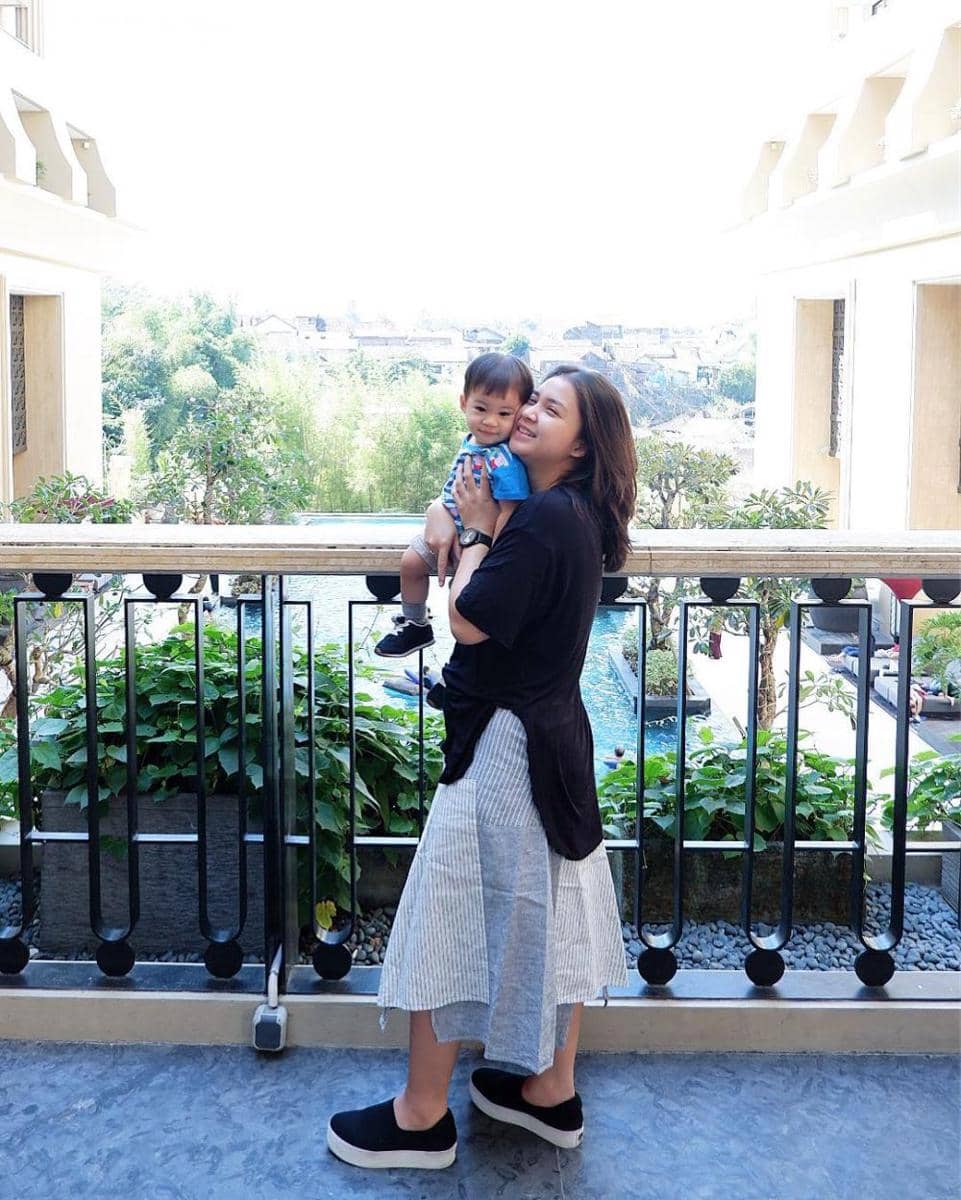 instagram.com/putrititian