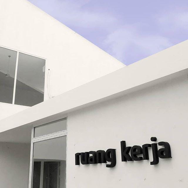 instagram.com/ruangkerja.co