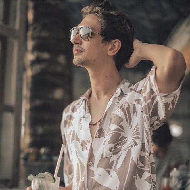 instagram.com/dimasbeck