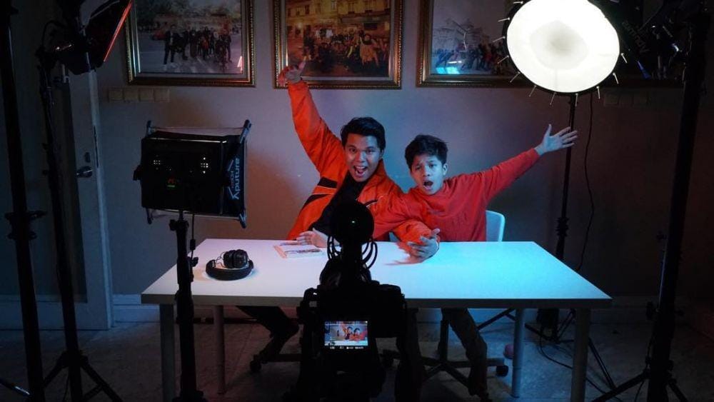 Instagram.com/thariqhalilintar