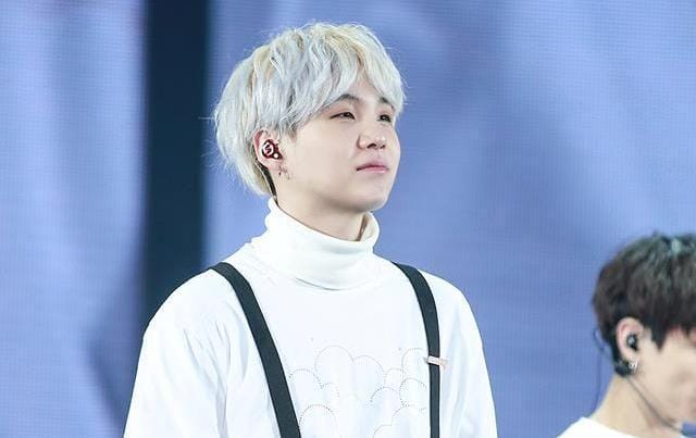 facebook.com/bangtan.official