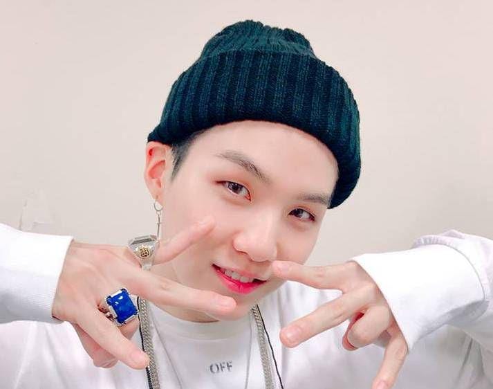 facebook.com/bangtan.official