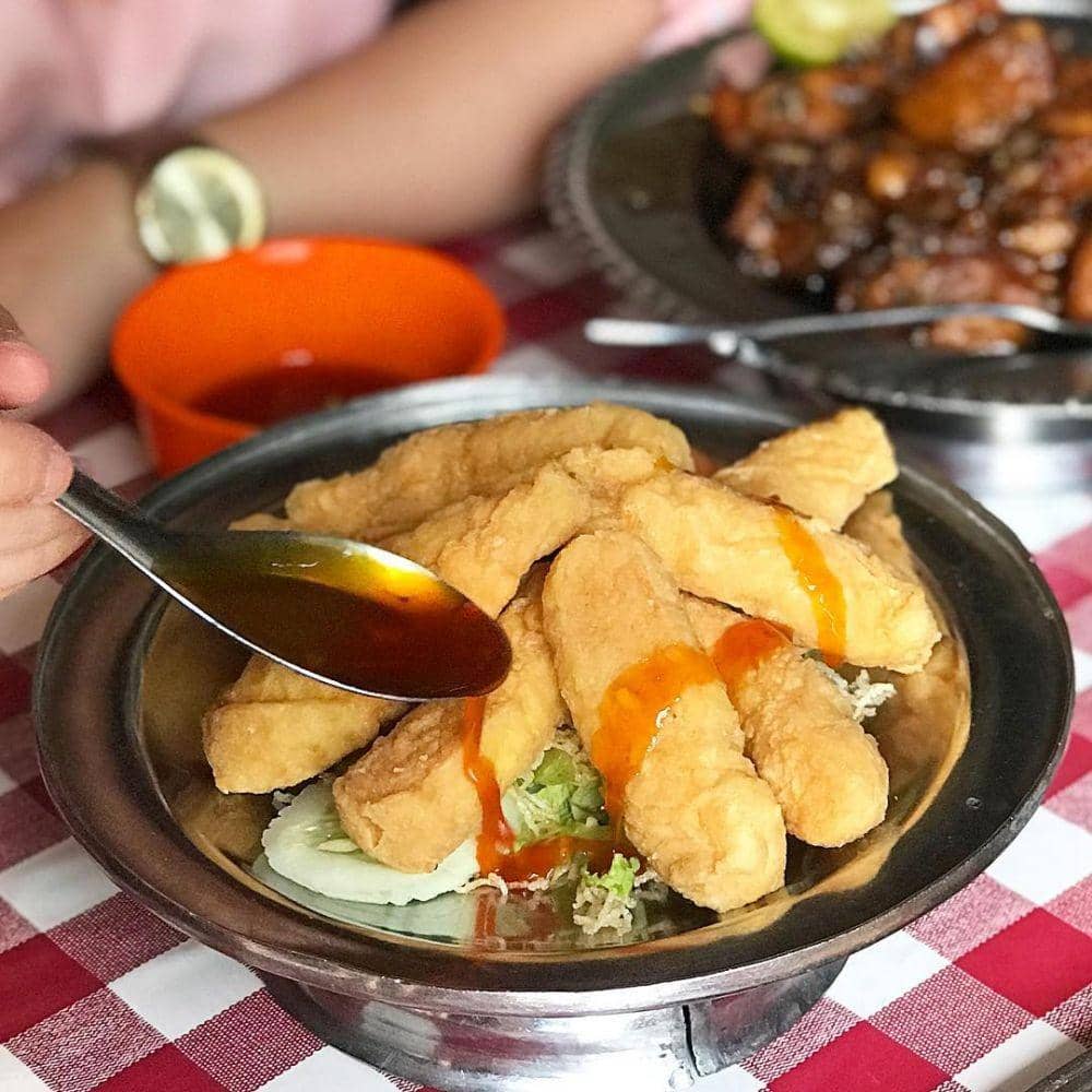 instagram.com/eatwithtoshiko