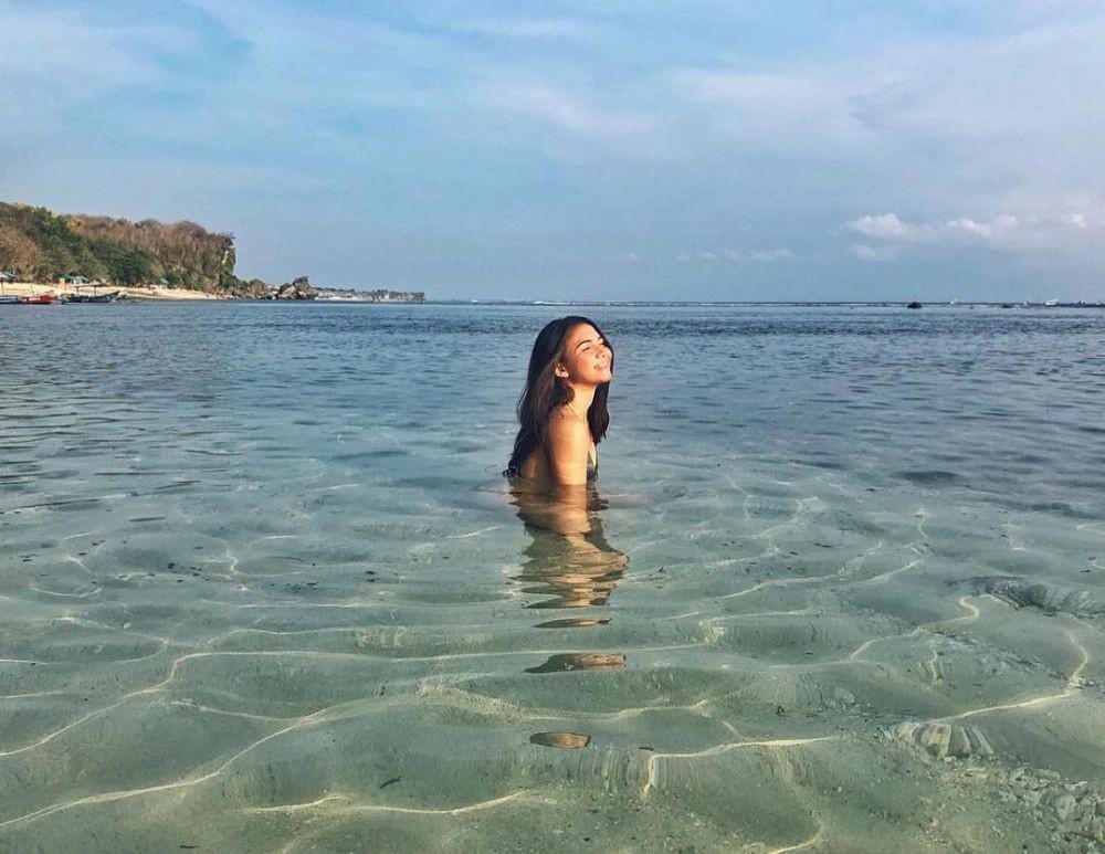 instagram.com/angelagilsha