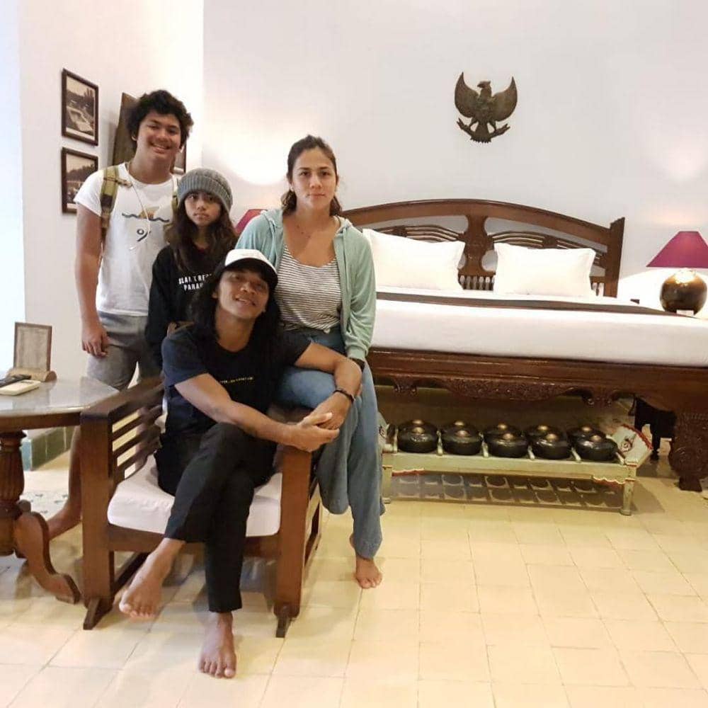 instagram.com/nataschaule