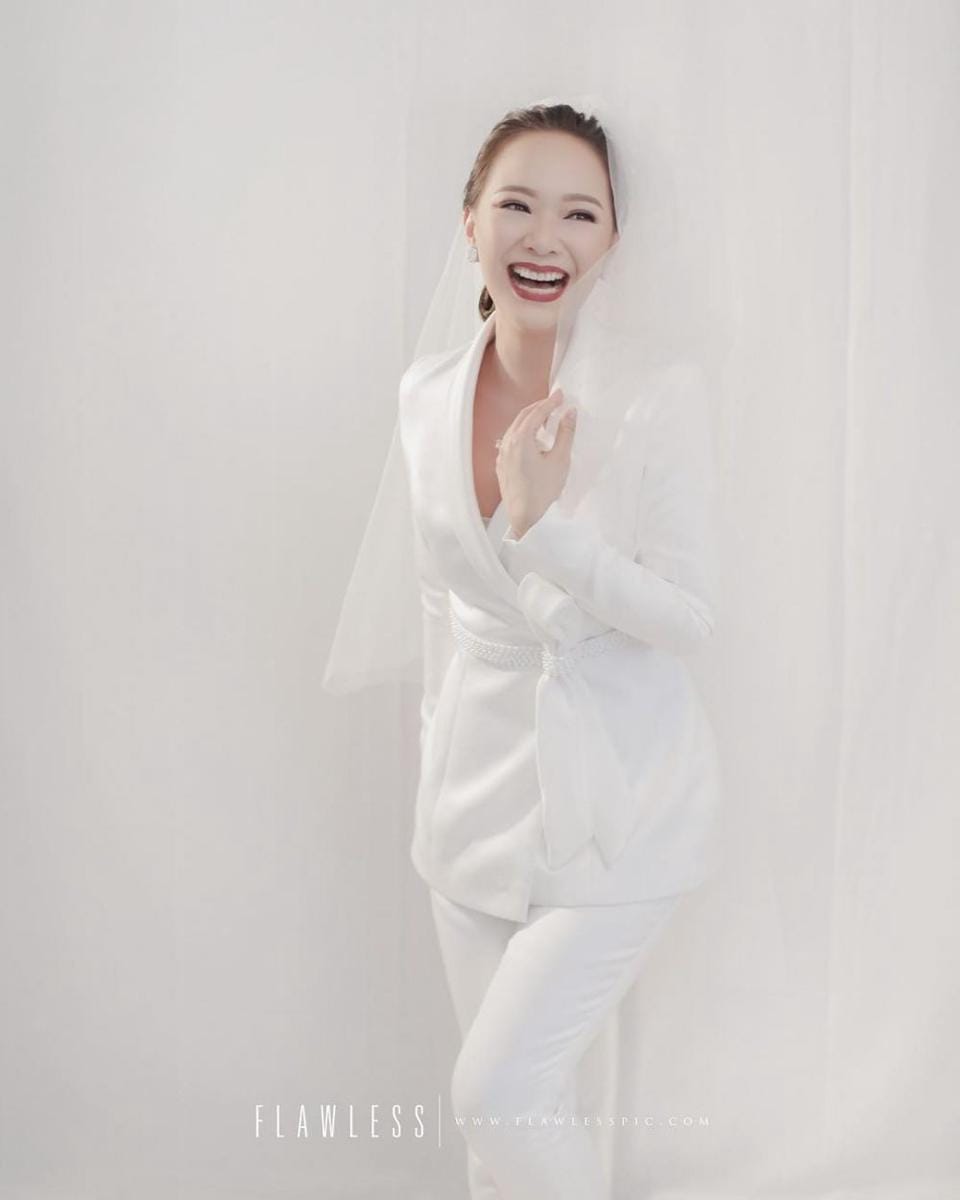 instagram.com/yuanitachrist